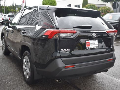 Certified 2025 Toyota RAV4 LE AWD/4WD image 7