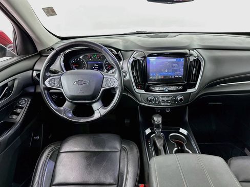 Used 2021 Chevrolet Traverse RS AWD/4WD image 25