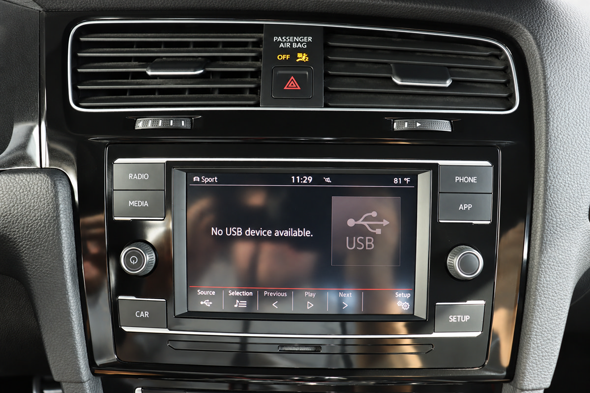 Used 2019 Volkswagen GTI S w/ Driver Assistance Package FWD image 33