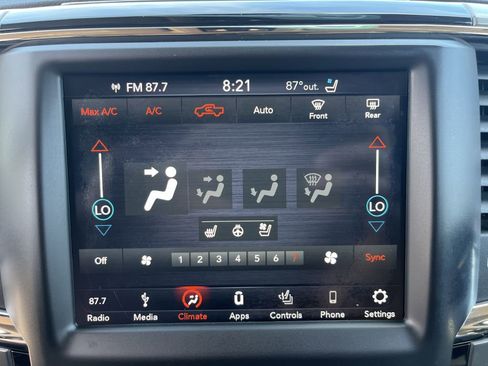 Used 2018 RAM 2500 Laramie w/ Sport Appearance Group AWD/4WD image 22