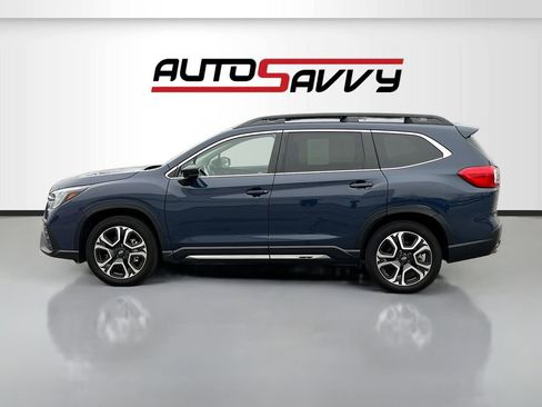 Used 2024 Subaru Ascent Limited w/ Technology Package AWD/4WD image 4