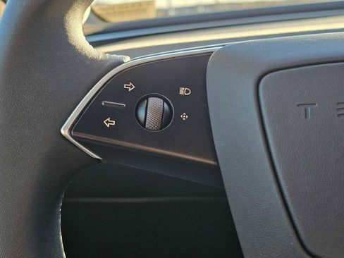 Used 2024 Tesla Model 3 Standard Range image 37