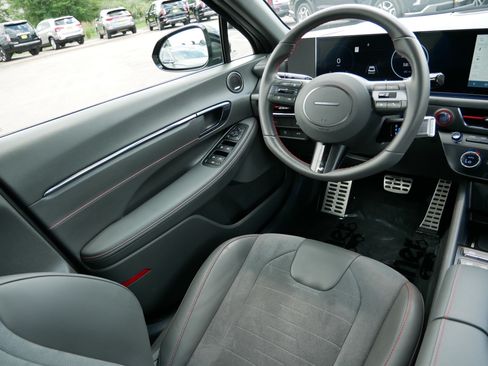 Certified 2025 Hyundai Sonata N Line FWD image 9