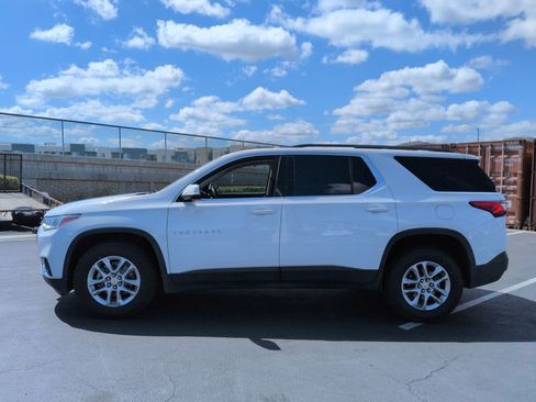 Used 2019 Chevrolet Traverse LT image 7