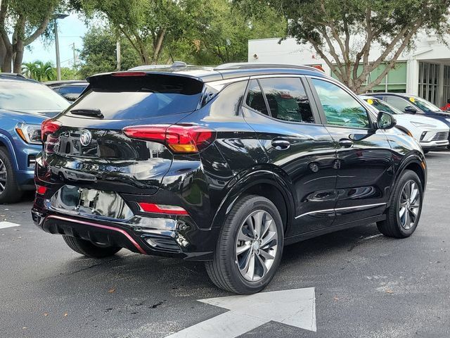 Certified 2023 Buick Encore GX Select w/ Sport Touring Package FWD image 4