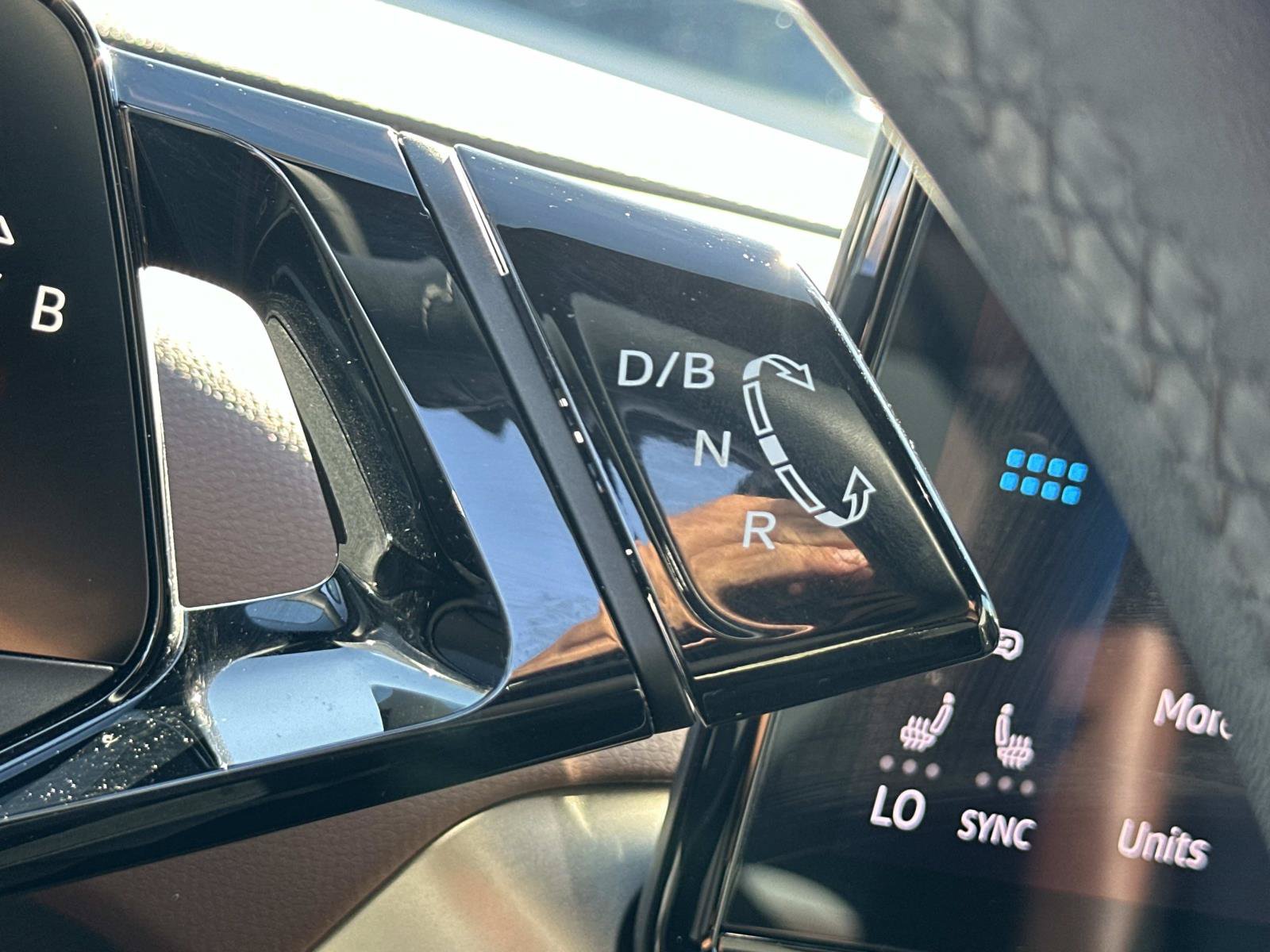 Certified 2023 Volkswagen ID.4 Pro RWD image 17
