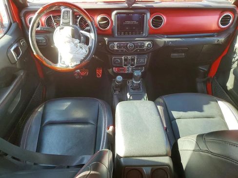 Used 2022 Jeep Gladiator Rubicon w/ Cold Weather Group AWD/4WD image 8