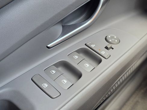 Certified 2023 Hyundai Elantra SEL w/ Convenience Package FWD image 24
