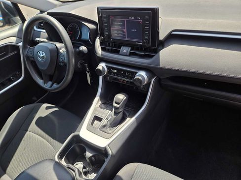 Certified 2021 Toyota RAV4 LE AWD/4WD image 11