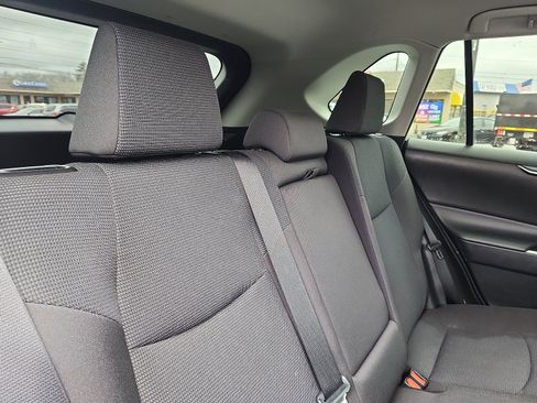 Used 2021 Toyota RAV4 LE AWD/4WD image 29