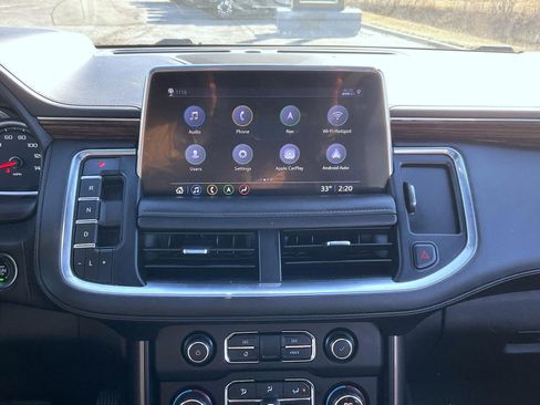 Used 2021 Chevrolet Suburban High Country AWD/4WD image 13