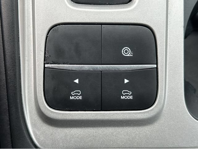 Used 2023 Ford Explorer XLT RWD image 22