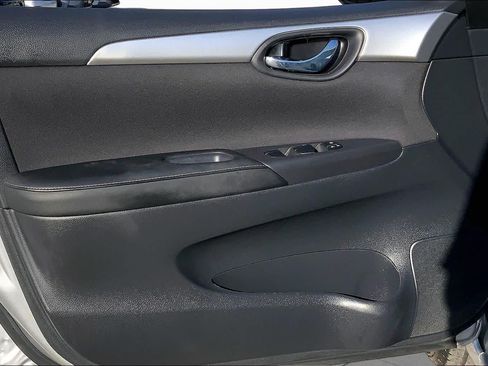 Used 2019 Nissan Sentra S FWD image 20