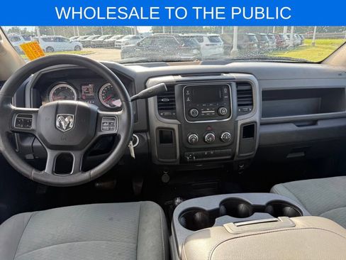Used 2016 RAM 3500 Tradesman w/ Chrome Appearance Group AWD/4WD image 7