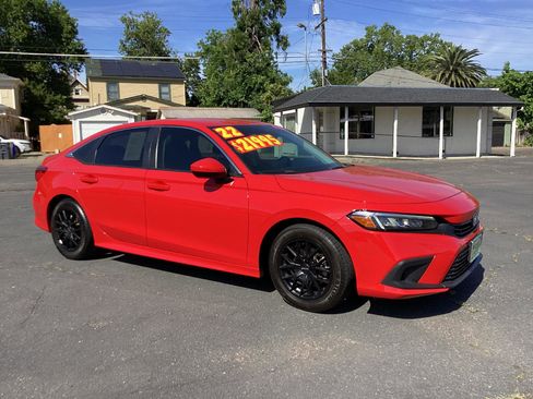 Used 2022 Honda Civic LX image 1