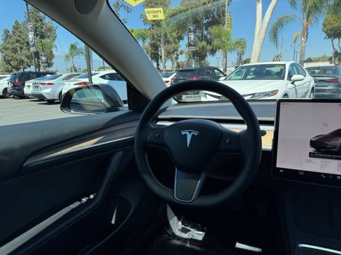Used 2023 Tesla Model 3 Standard Range RWD image 20