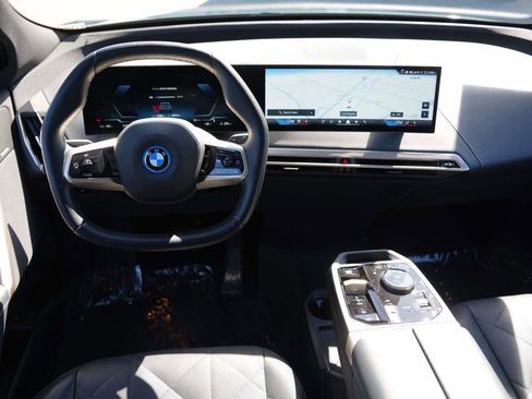 Certified 2025 BMW iX xDrive50 image 7