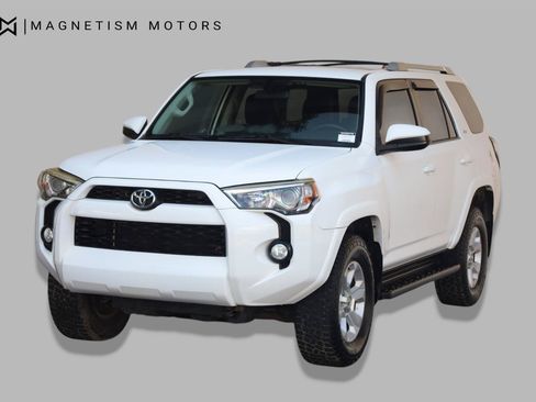 Used 2016 Toyota 4Runner SR5 AWD/4WD image 4