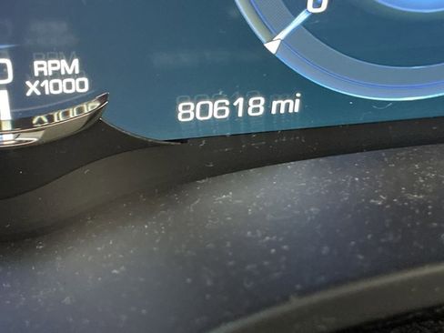 Used 2017 Cadillac Escalade Platinum image 9