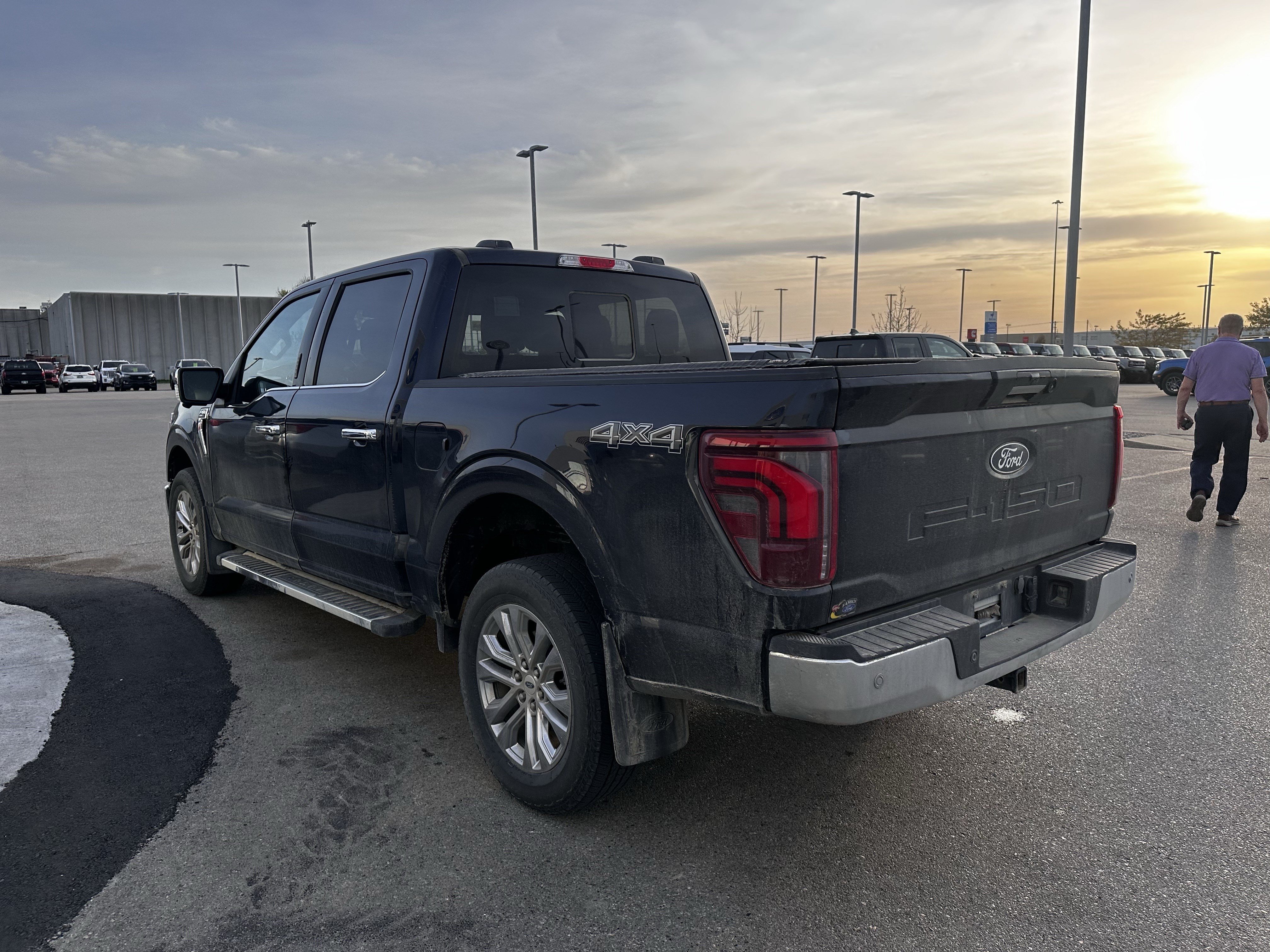 Used 2024 Ford F150 Lariat w/ Tow/Haul Package AWD/4WD image 4