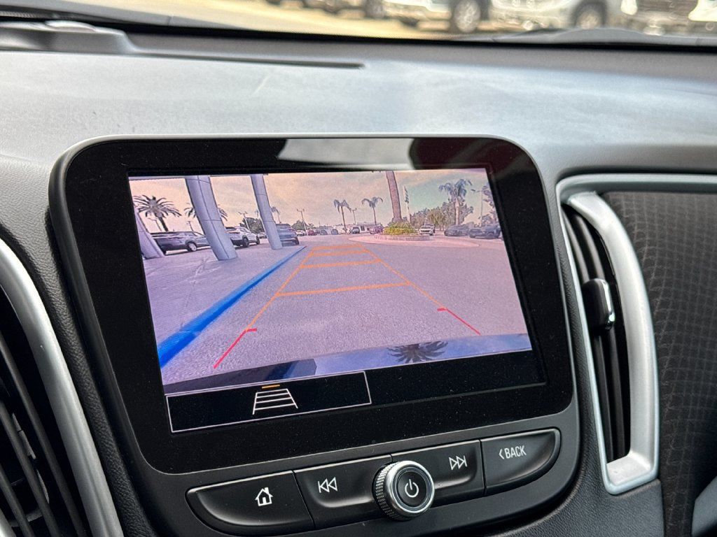 Used 2024 Chevrolet Malibu LT FWD image 20