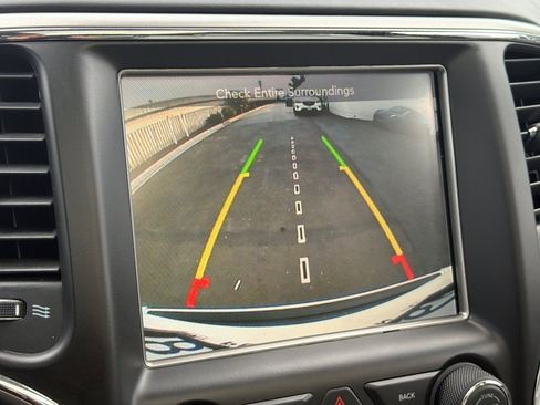 Used 2017 Jeep Grand Cherokee Summit image 26