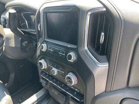 Used 2020 GMC Sierra 1500 Denali w/ Technology Package AWD/4WD image 8