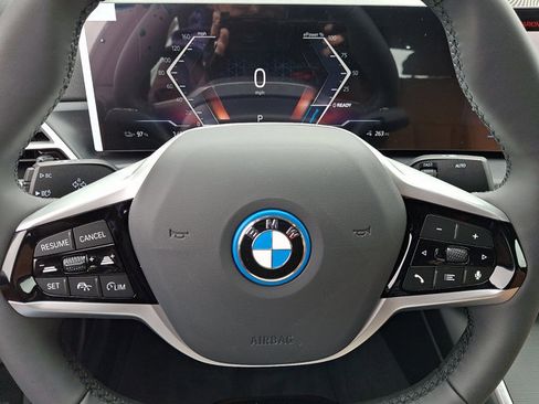 New 2026 BMW i4 xDrive40i image 13