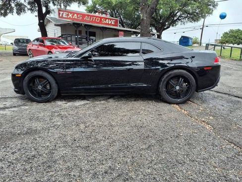 Used 2015 Chevrolet Camaro LT RWD image 4