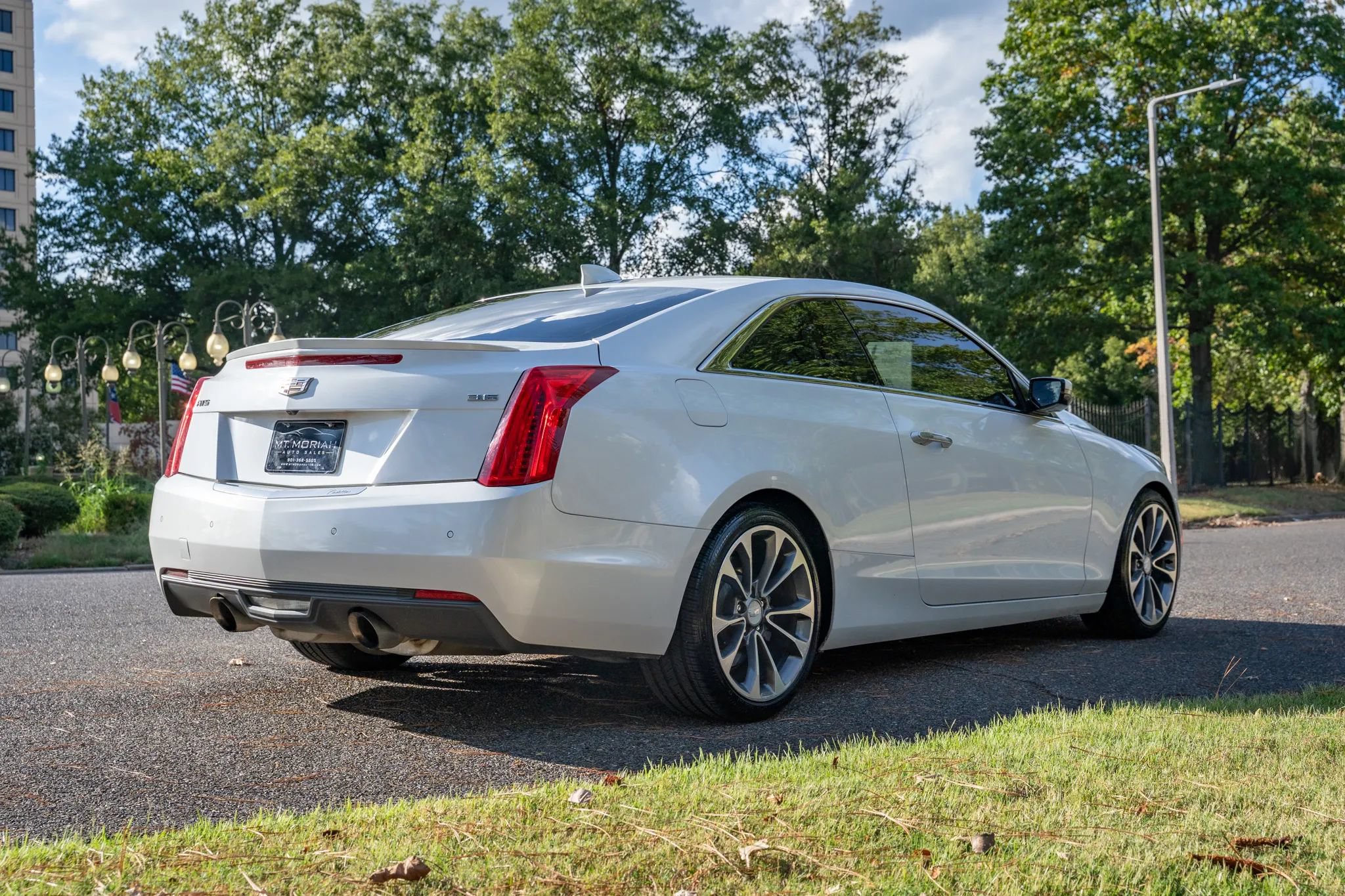 Used 2018 Cadillac ATS Premium Performance RWD image 5