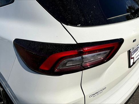 Used 2025 Ford Escape ST-Line Elite w/ Premium Technology Package image 25