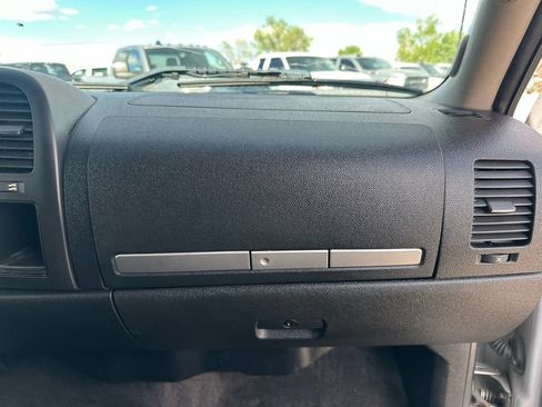Used 2010 Chevrolet Silverado 1500 LT w/ Power Pack Plus AWD/4WD image 20