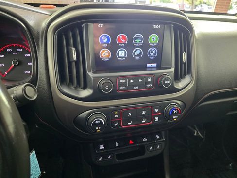 Used 2016 GMC Canyon SLE w/ All Terrain Package image 28