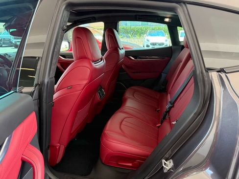 Certified 2023 Maserati Levante Modena AWD/4WD image 11