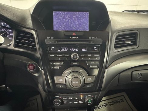 Used 2013 Acura ILX w/ Technology Package image 14