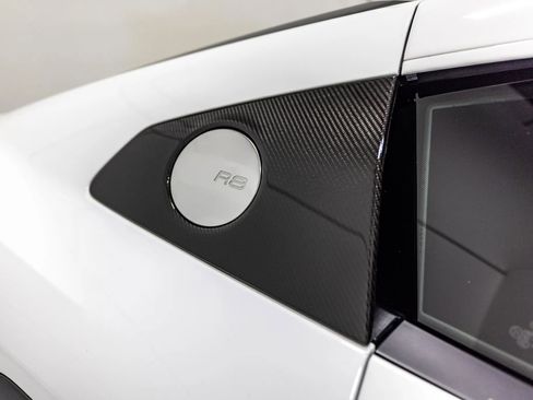 Used 2023 Audi R8 V10 performance image 50