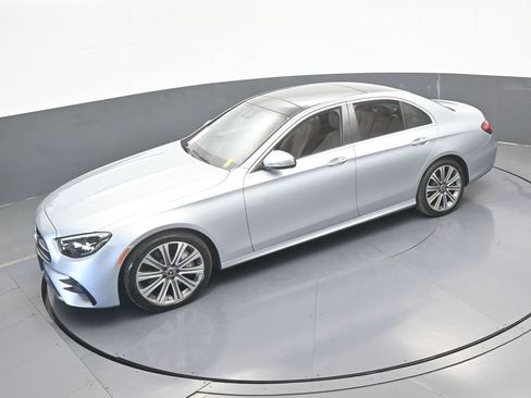 Used 2021 Mercedes-Benz E 450 4MATIC Sedan image 49
