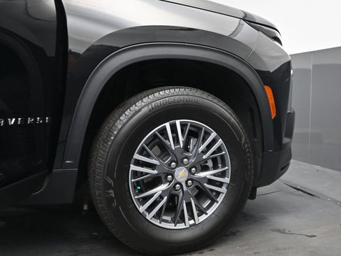 Certified 2026 Chevrolet Traverse LT FWD image 13