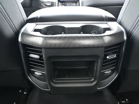 New 2026 RAM 2500 Big Horn AWD/4WD image 23