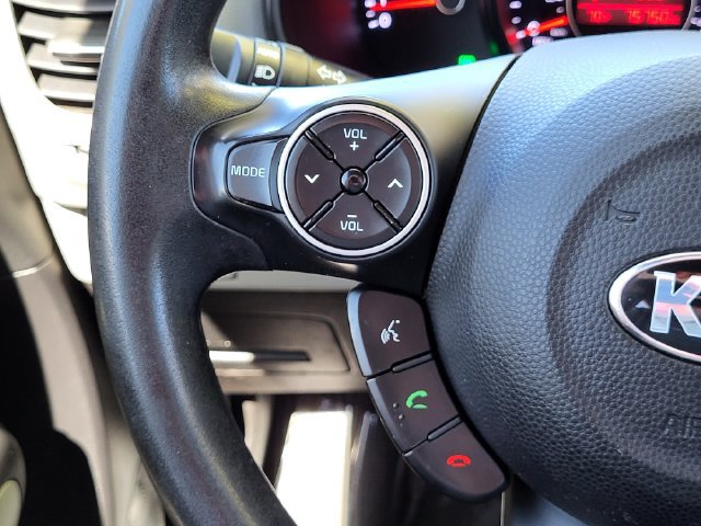 Used 2015 Kia Soul FWD image 14