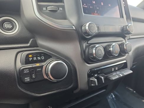 Used 2024 RAM 2500 Big Horn AWD/4WD image 18