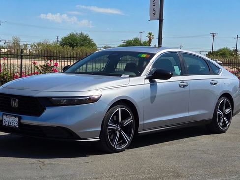 Used 2023 Honda Accord Sport image 8