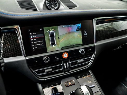 New 2026 Porsche Macan GTS image 20