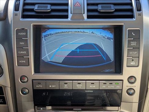 Used 2018 Lexus GX 460 image 12