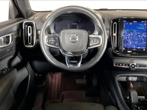 Used 2023 Volvo XC40 Recharge Ultimate AWD/4WD image 4