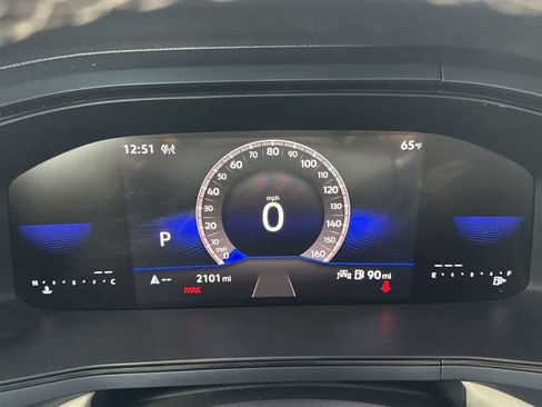 Certified 2024 Volkswagen Taos SE AWD/4WD image 22