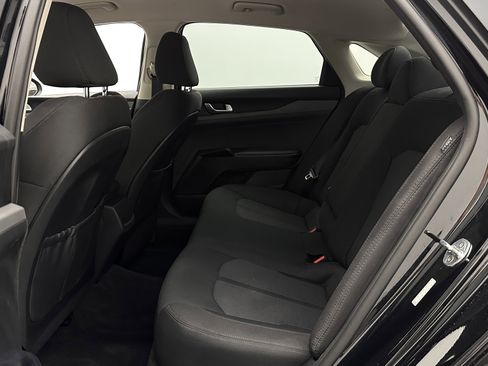 Used 2021 Kia K5 LXS image 24