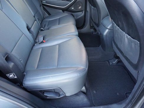 Used 2018 Hyundai Santa Fe Sport w/ Cargo Package image 38