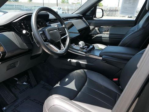 Used 2024 Land Rover Range Rover Sport SE AWD/4WD image 10