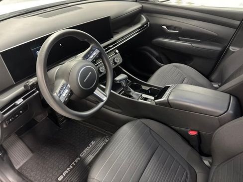 Certified 2025 Hyundai Santa Cruz SE AWD/4WD image 8